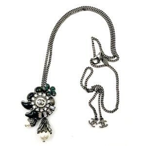 Chanel Rare Gunmetal CC Green Floral Pearl Crystal Necklace
